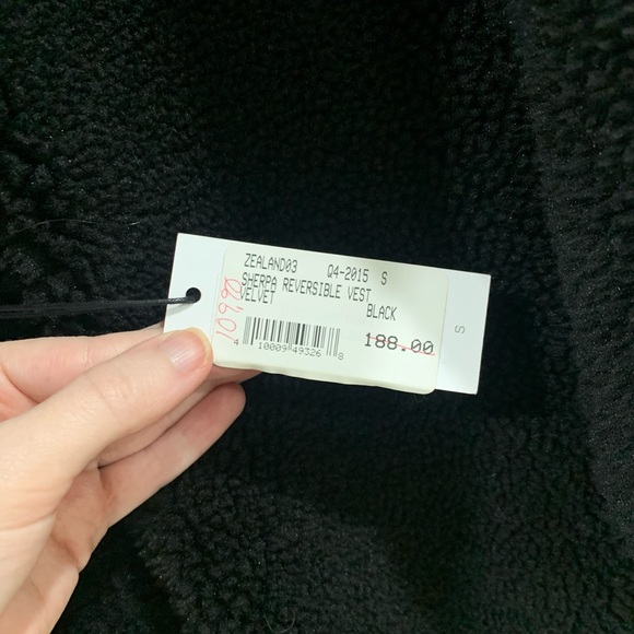 Velvet Sherpa Faux Fur Vest - Picture 4 of 4